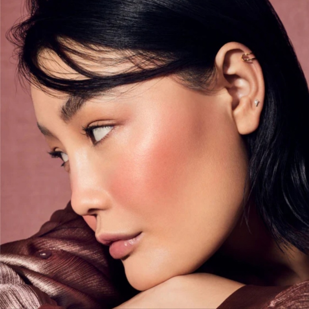Fenty Beauty Cheeks Suede Blush - Just A Crush - Picture 4 of 4